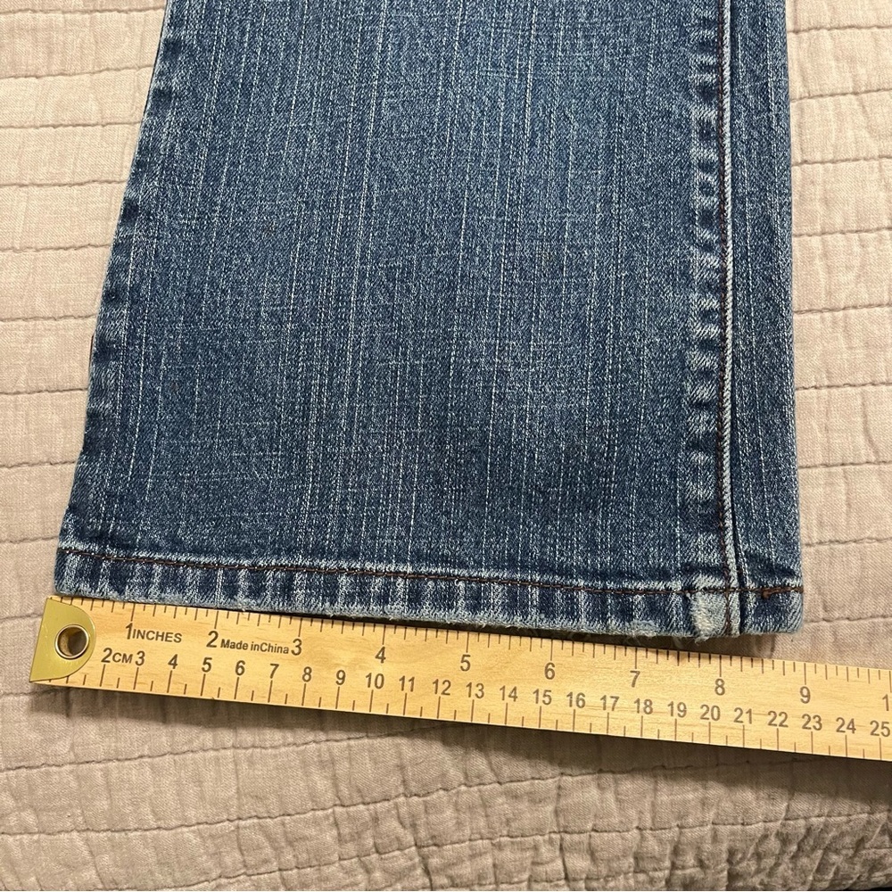 Levi's Jeans Women 515 Boot Cut Medium Wash Blue Denim Stretch Size 8M - Picture 9 of 9